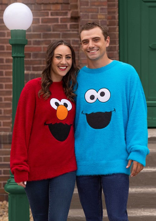 Sesame Streets Fuzzy Elmo Oversized Sweater for Adults - US 2287