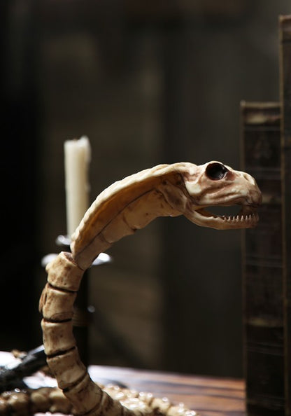39-Inch Cobra Skeleton Halloween Prop - US 3902