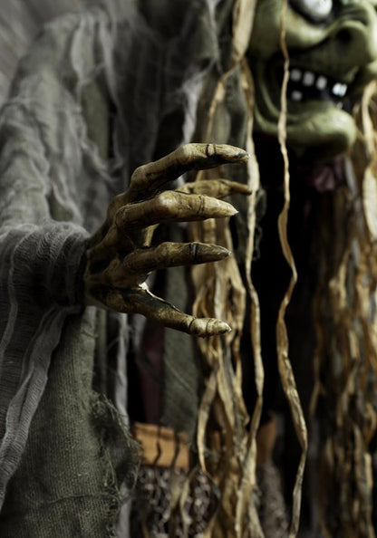 5FT Hag the Witch Animatronic Decoration - Scream Saver - US 8553