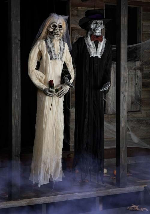 6FT Bride and Groom Halloween Skeleton Decoration Set - US 7160