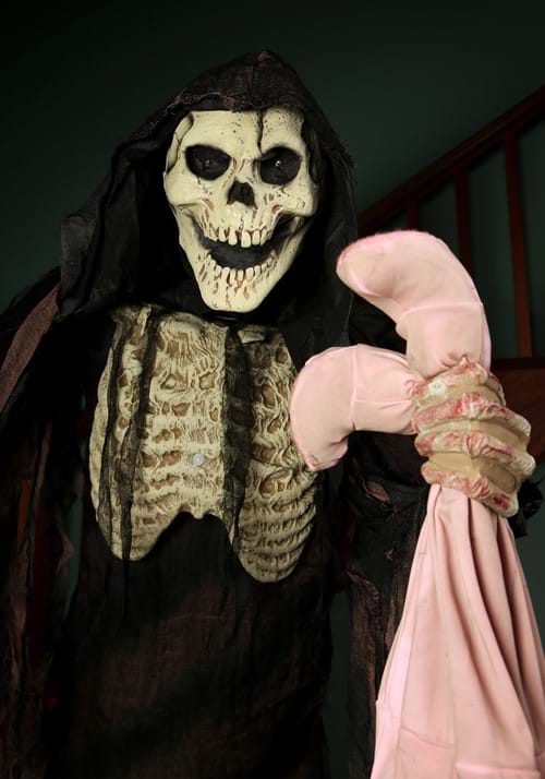 7FT Animated Towering Boogey Man with Kid Halloween Decoration - US 3561