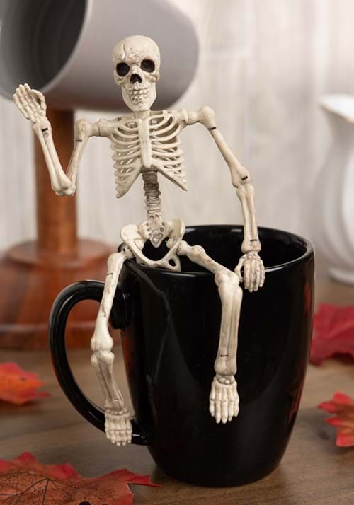 8-Inch Bendable Skeleton Prop Decoration - US 0694