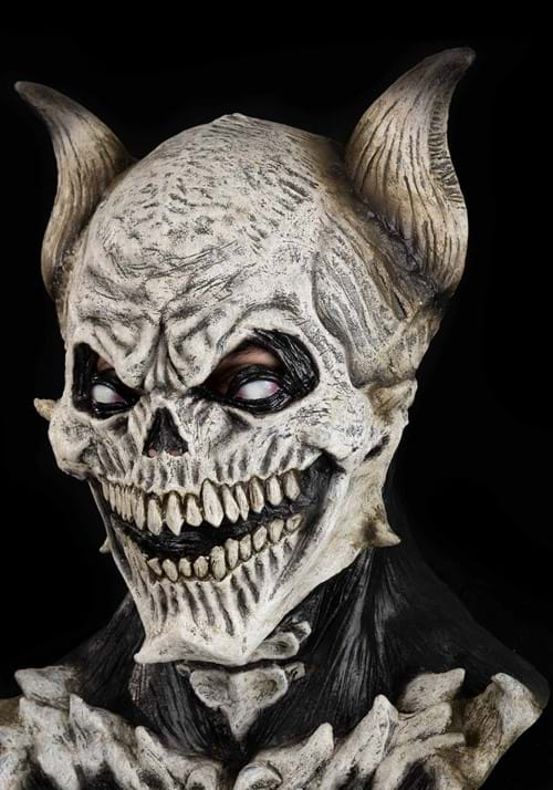 Deathkeeper White Mask for Adults - US 7055