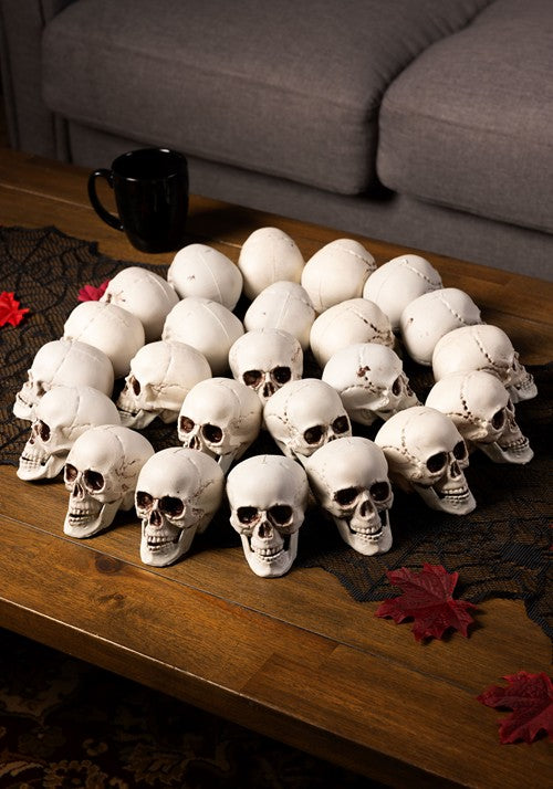 4-Inch Bag of 24 Halloween Skulls Decoration - US 0230
