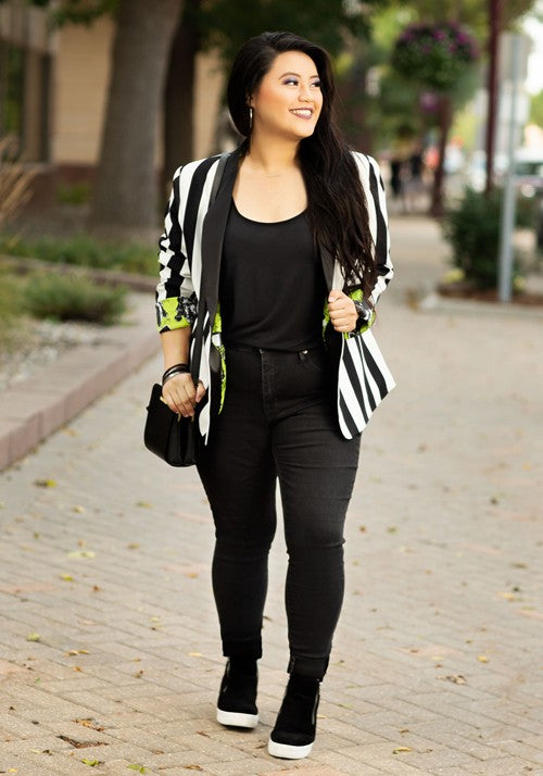 Women's Beetlejuice Suit Blazer - US 4036