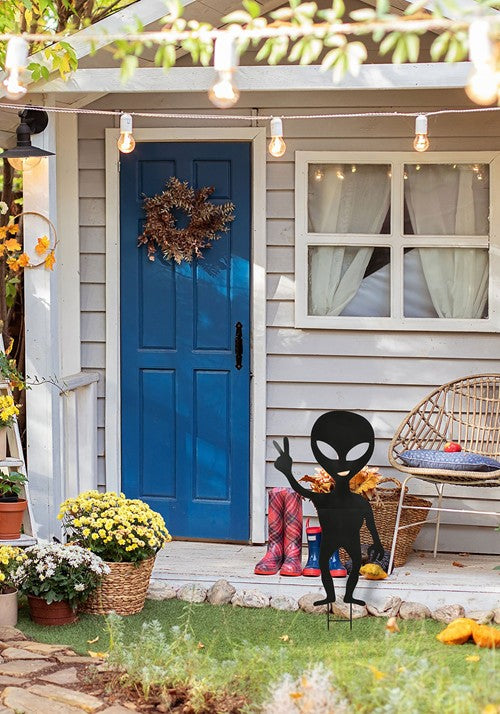 38-Inch Come in Peace Alien Lawn Decoration - US 7610