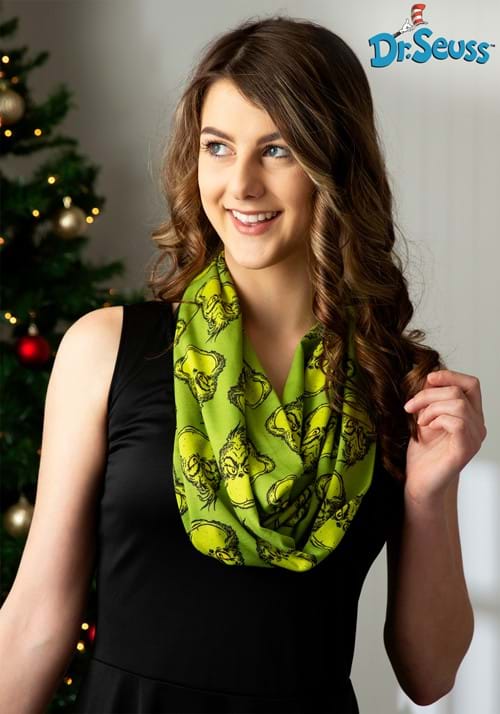 Dr. Seuss The Grinch Jersey Scarf for Women - US 4941