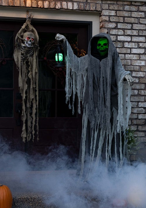 2.5FT Hanging Animated Skeleton Halloween Decoration - US 9628