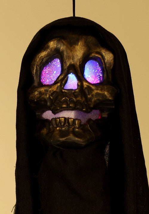 Hanging Color Changing LED Skull Halloween Decoration - US 5148