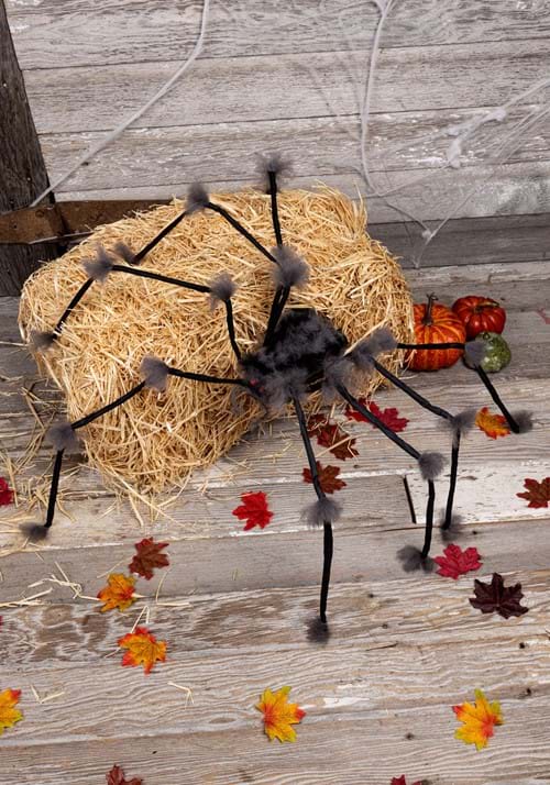 20-Inch Large Hairy Gray Spider Decoration - US 6949