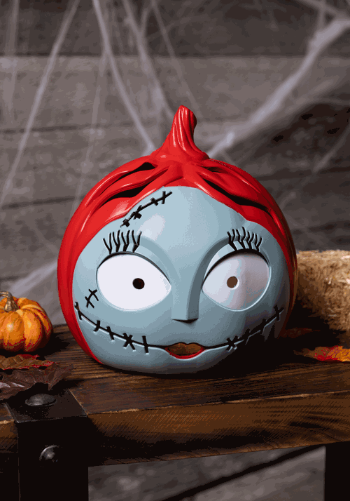 Nightmare Before Christmas Sally Light Up Pumpkin Decoration - US 3798