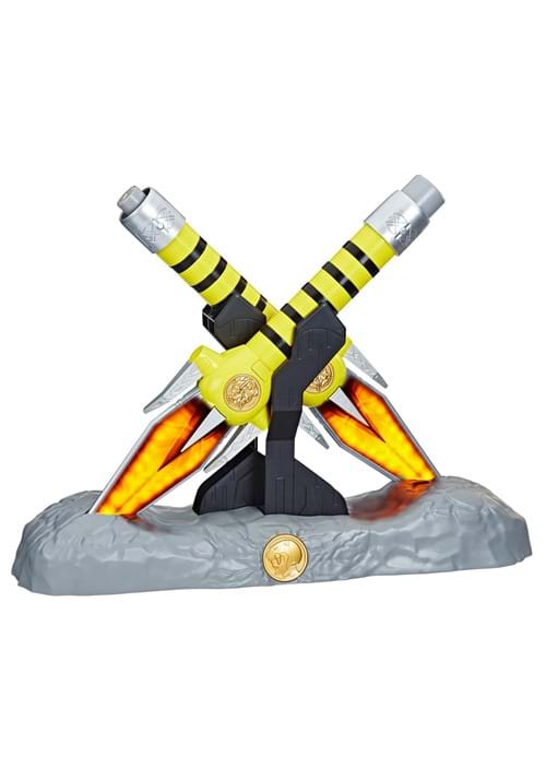 Power Rangers Lightning Collection Mighty Morphin Yellow Ranger Power Daggers Prop Replica - US 1404