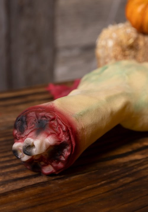 Life Size Severed Hand Halloween Prop - US 1040