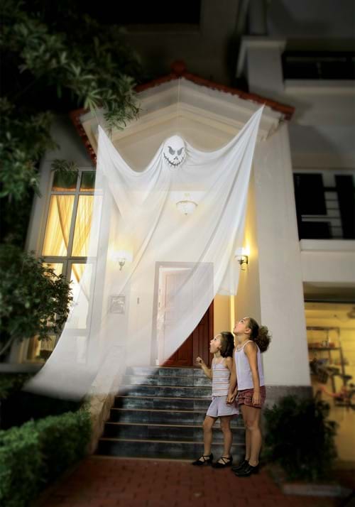 Hanging Spooky Ghost Decoration - US 9907