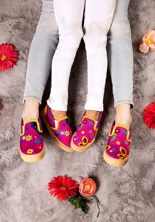 Encanto Women's Embroidered Slip On Sneakers - US 3936